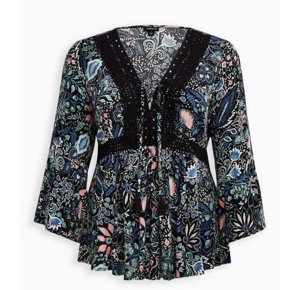 Floral V-Neck Women's Top - Black and Blue - Picture 5 of 13